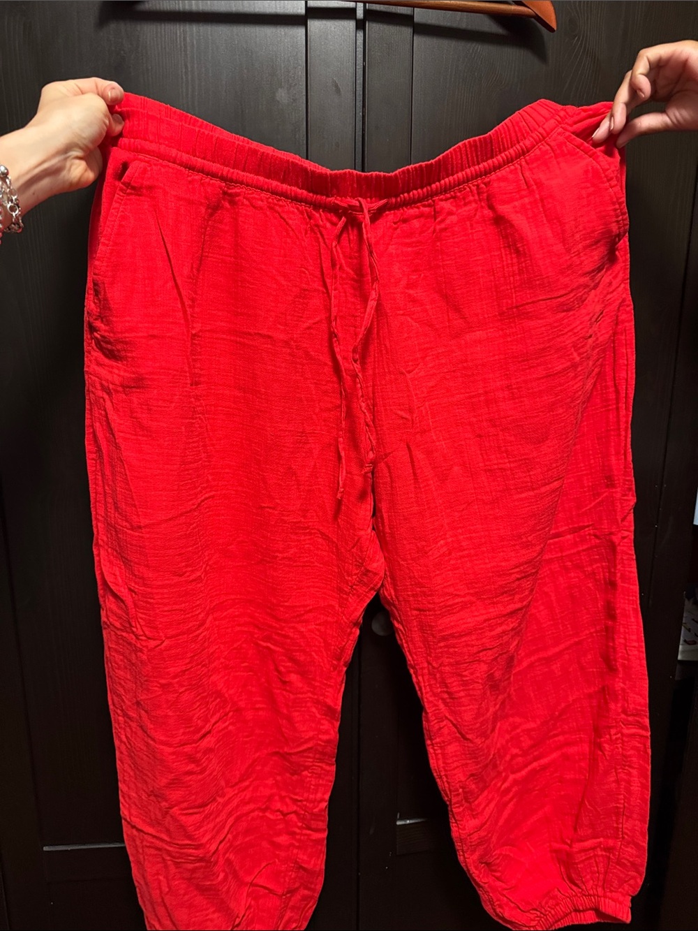 Old Navy Red women’s Relaxed Pants